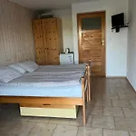 Gospodarstwo agroturystyczne Nad Jeziorem Piecki (Warmian-Masurian)