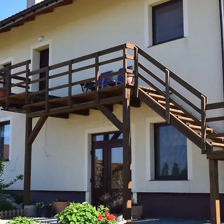 Nad Jeziorem Farm stay *